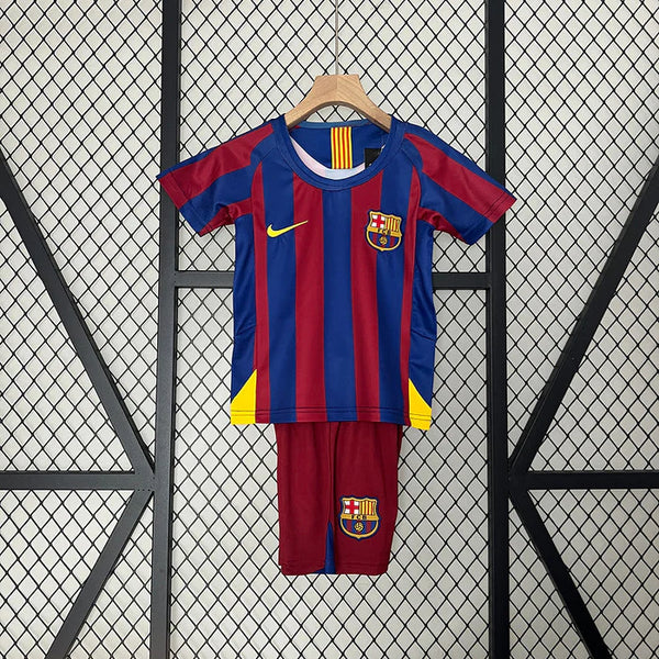 Kit Infantil Barcelona Casa - Retrô 05/06 Torcedor